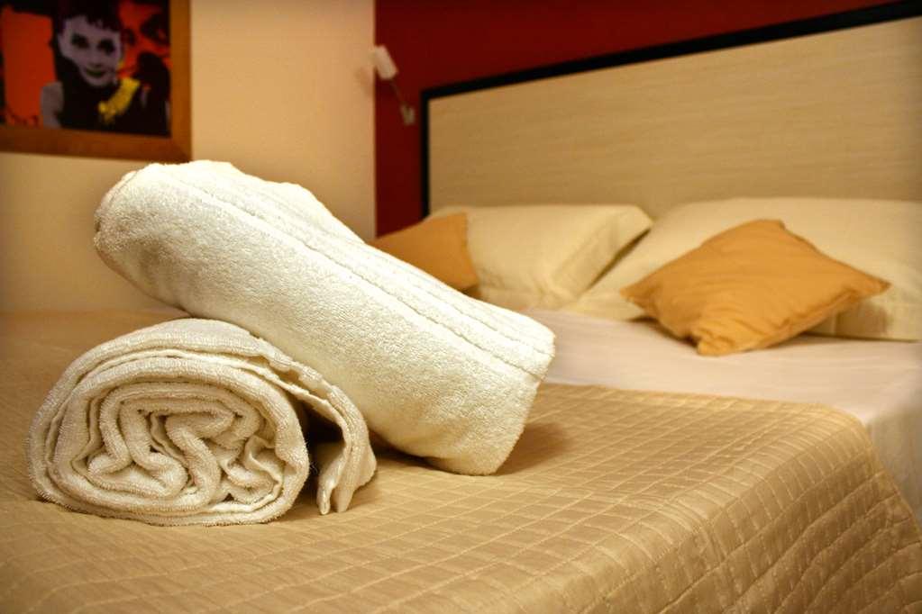 Hotel Villa Cibele Κατάνια Δωμάτιο φωτογραφία